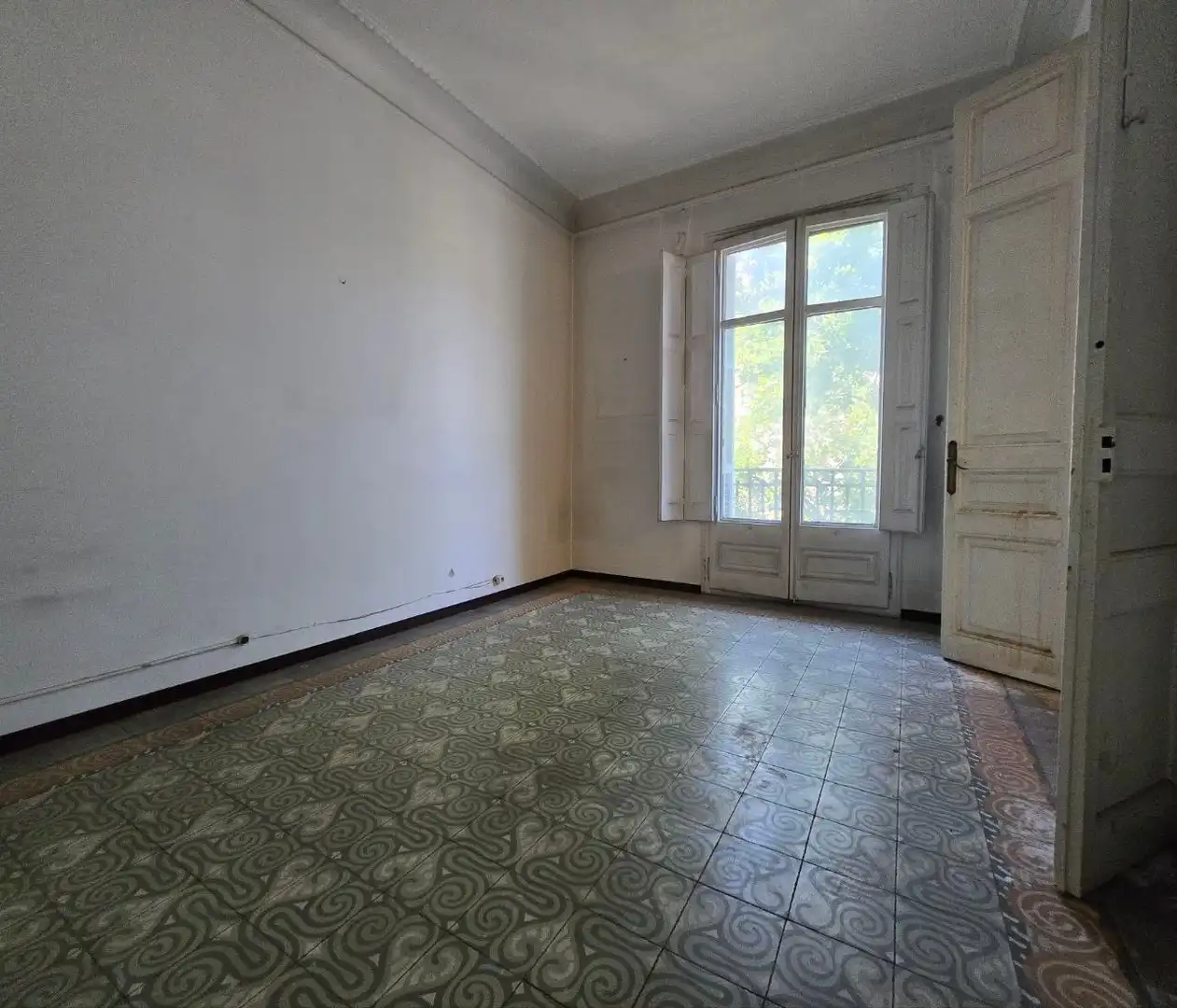 Habitación de Piso en venta en Barcelona con Calefacción, Trastero y Balcón