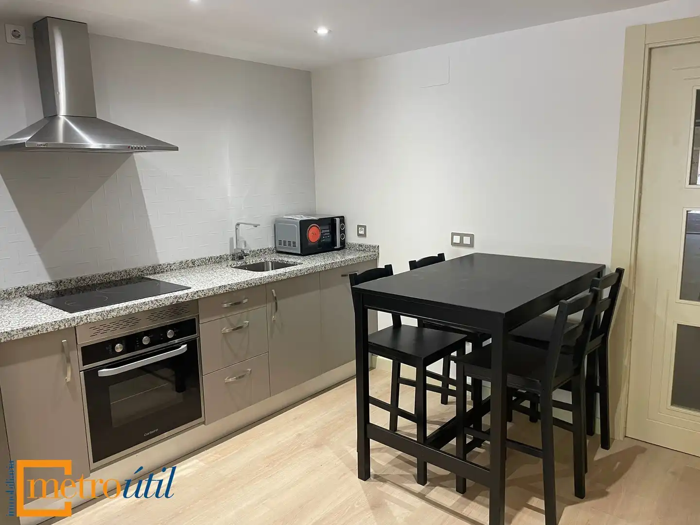 Flat for rent in Calle Santiago Diego Madrazo, Pizarrales