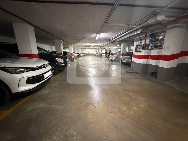 Garaje en Venta en Avenida Carlos Haya en La Florida - Parque Norte