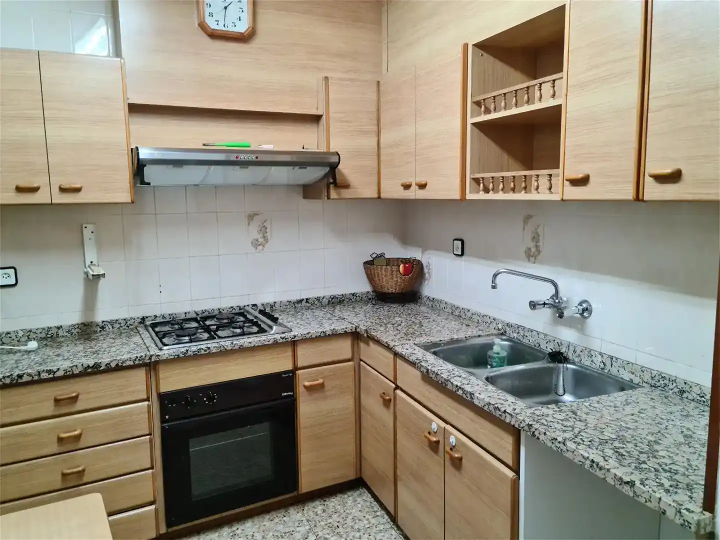 Cuina de Pis en venda en Belver de Cinca amb Aire condicionat, Traster i Moblat