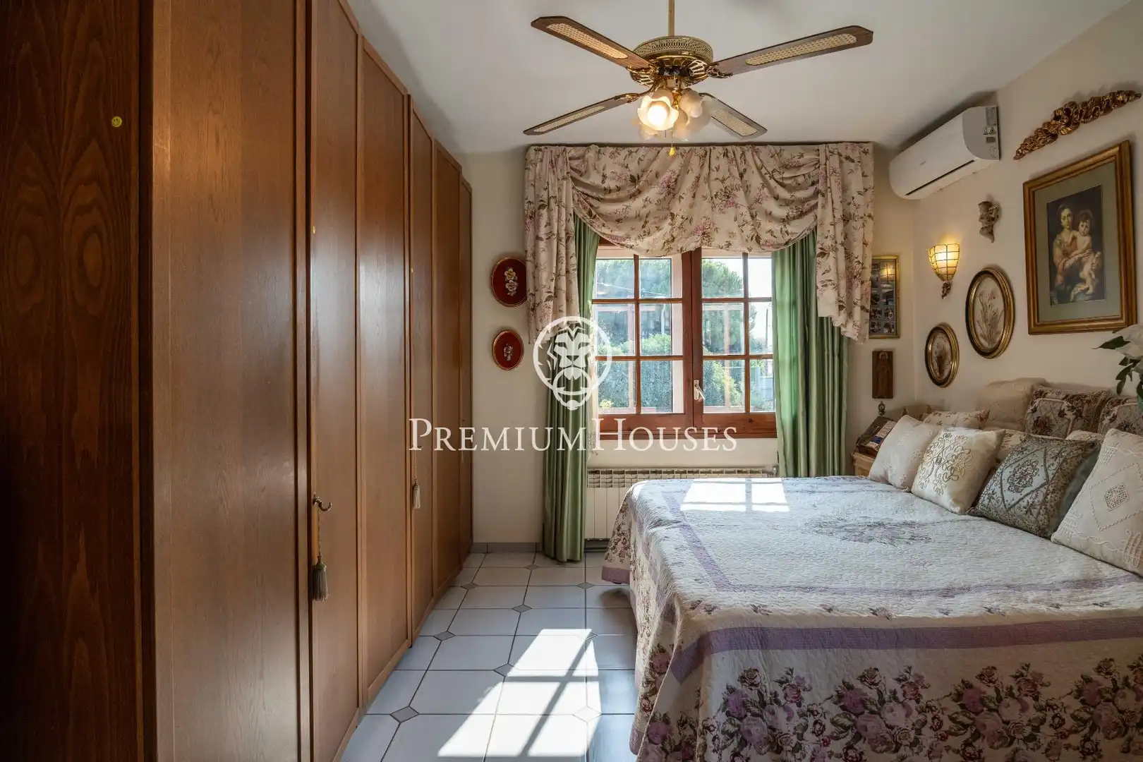 Bedroom of Houses for sale in Gavà  with Heating, Private garden and Terrace