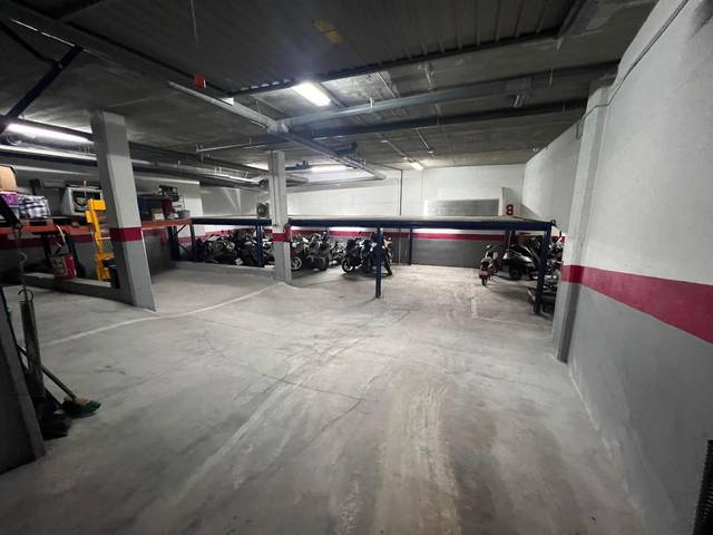 Trastero en Venta en Calle Estornino, 1 en Los Pacos