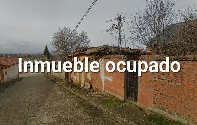 Aparcament de Casa adosada en venda en Villamejil