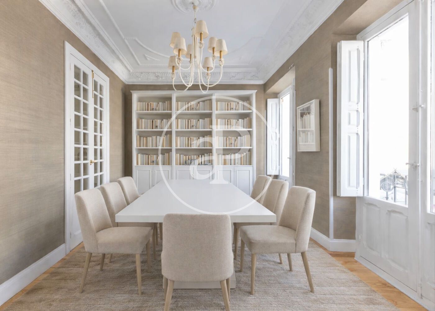 Menjador de Pis de lloguer en  Madrid Capital amb Aire condicionat, Calefacció i Balcó