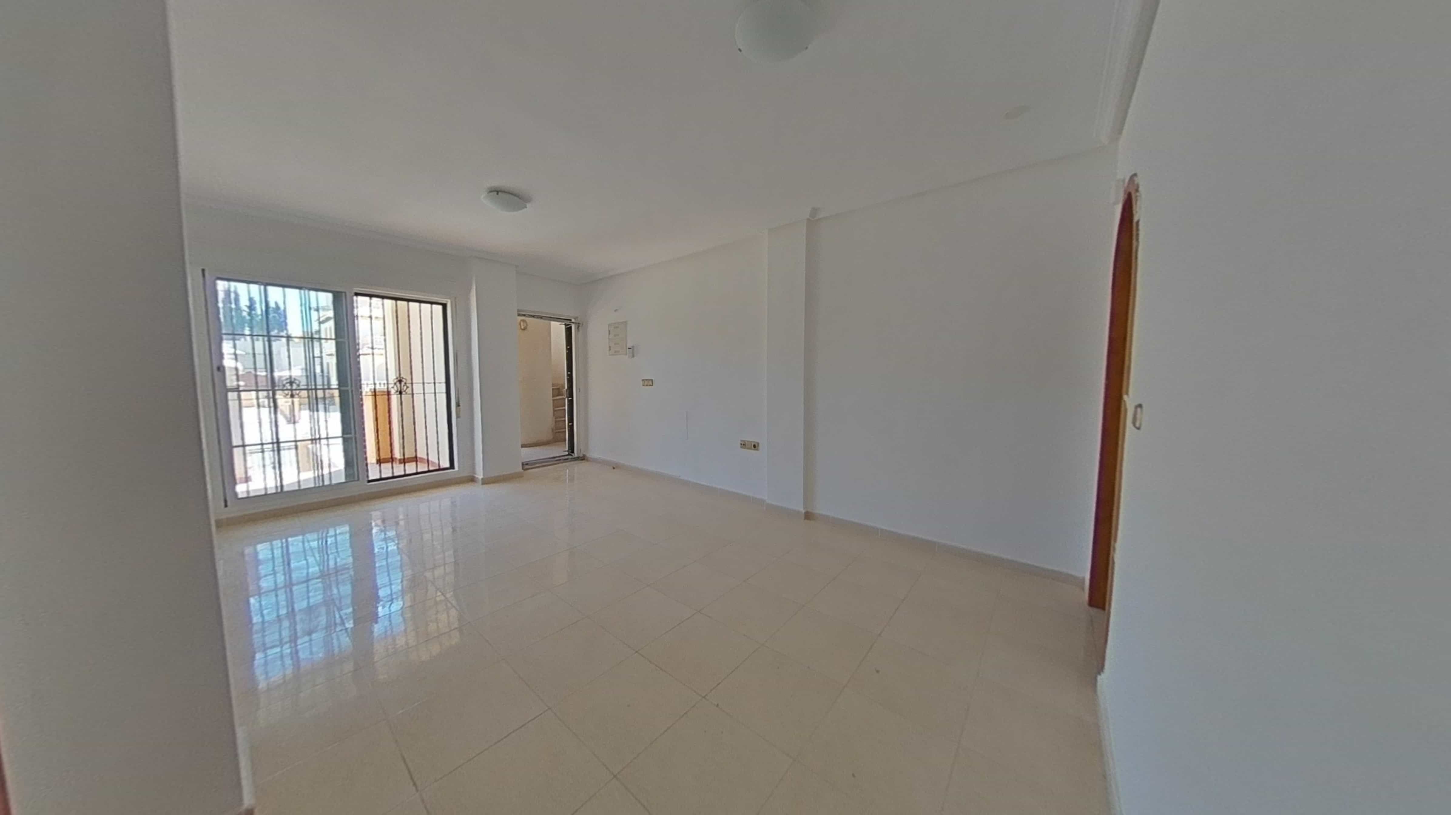 Apartament en venda en Orihuela amb Aire condicionat, Jardí privat i Balcó