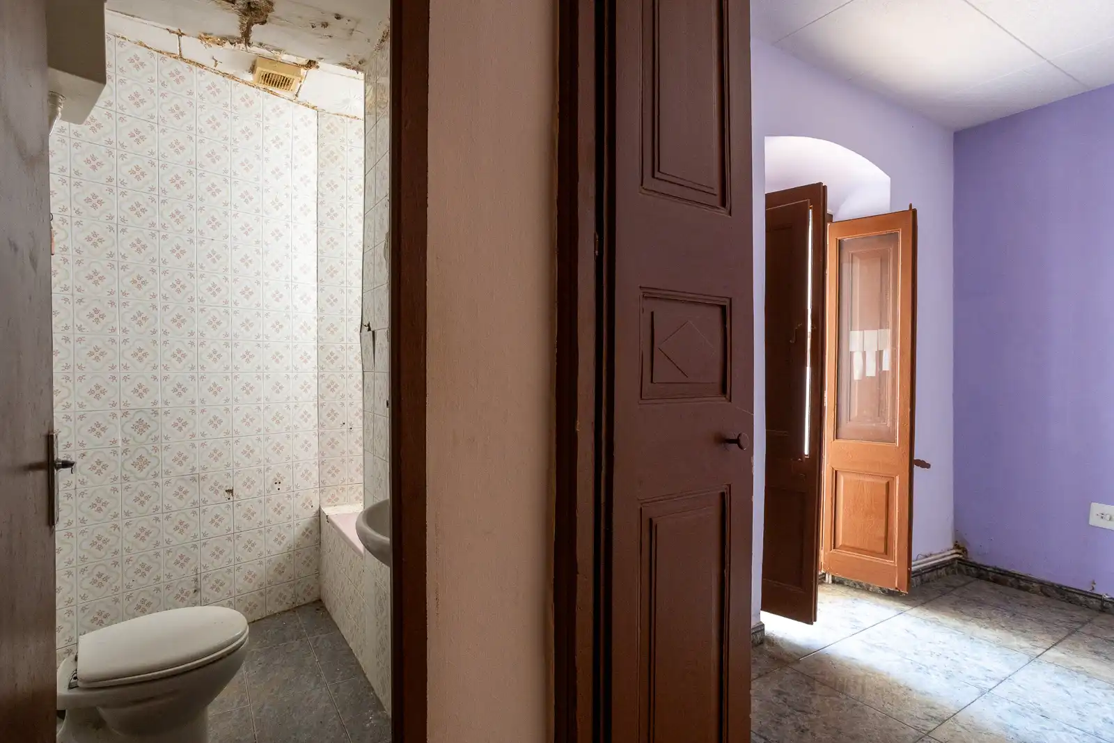 Bathroom of Houses for sale in Sallent  with Private garden, Balcony and Alarm