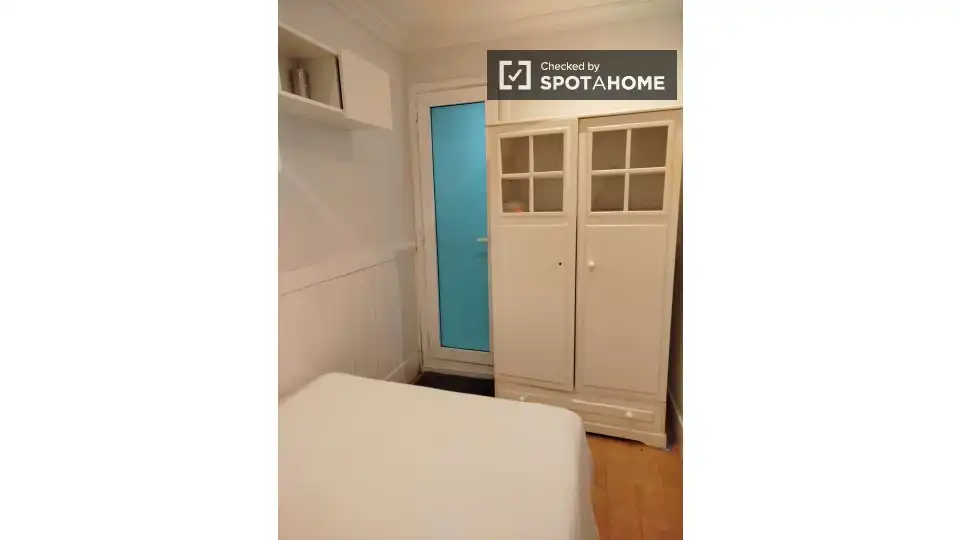 Habitación de Piso para compartir en Barcelona con Aire acondicionado, Calefacción y Terraza