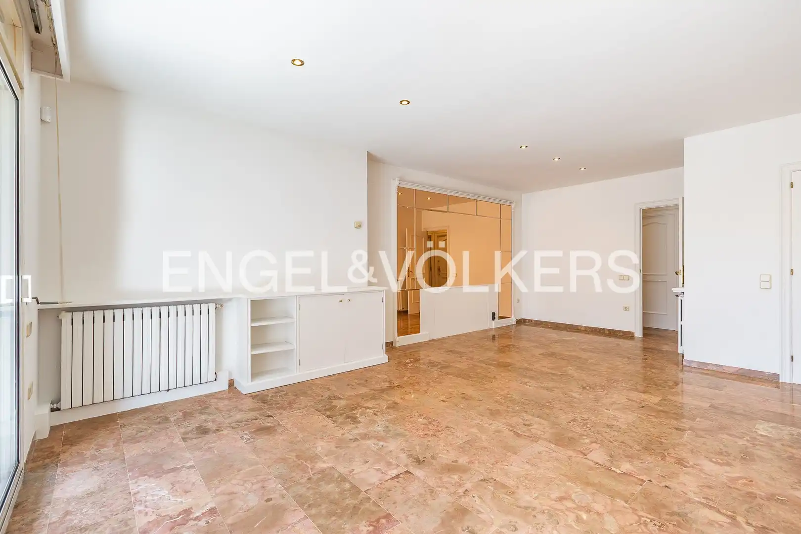 Dúplex en venta en Terrassa con Aire acondicionado, Calefacción y Terraza