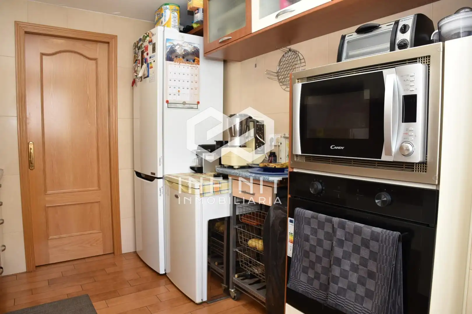 Kitchen of Flat for sale in Val