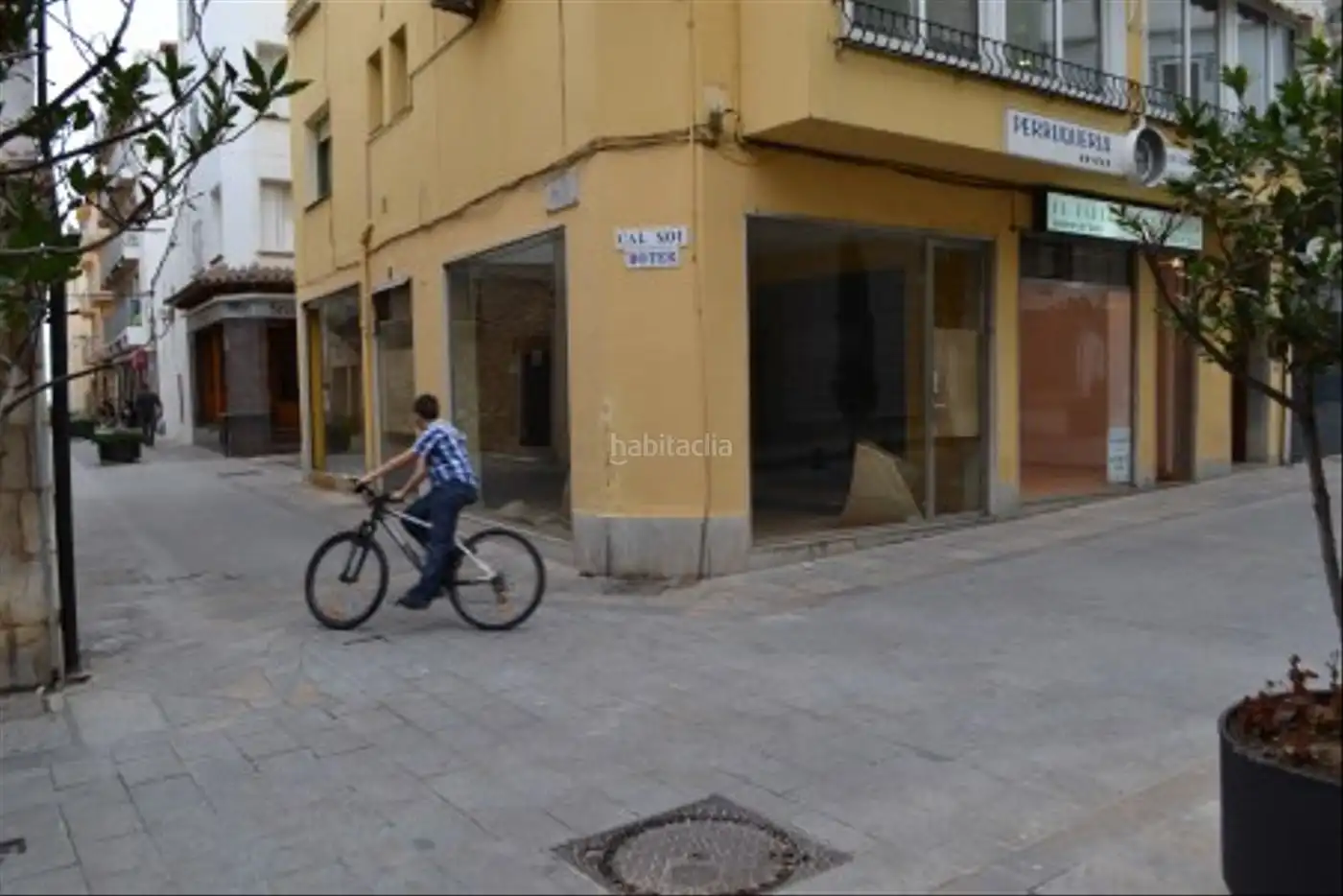 Local commercial à louer à Carrer de la Torre 41, imagen 3