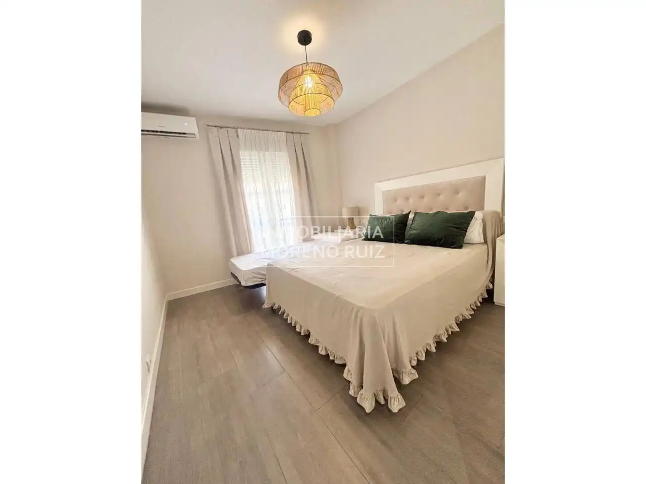 Bedroom of Flat for sale in Baena