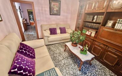 Sala d'estar de Casa o xalet en venda en Miguelturra amb Aire condicionat