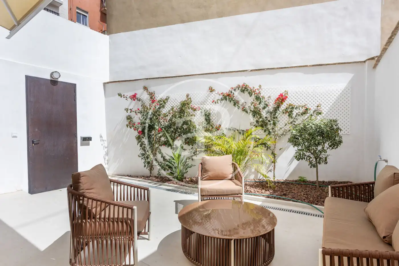 Terrassa de Pis de lloguer en Valencia amb Aire condicionat, Calefacció i Jardí privat