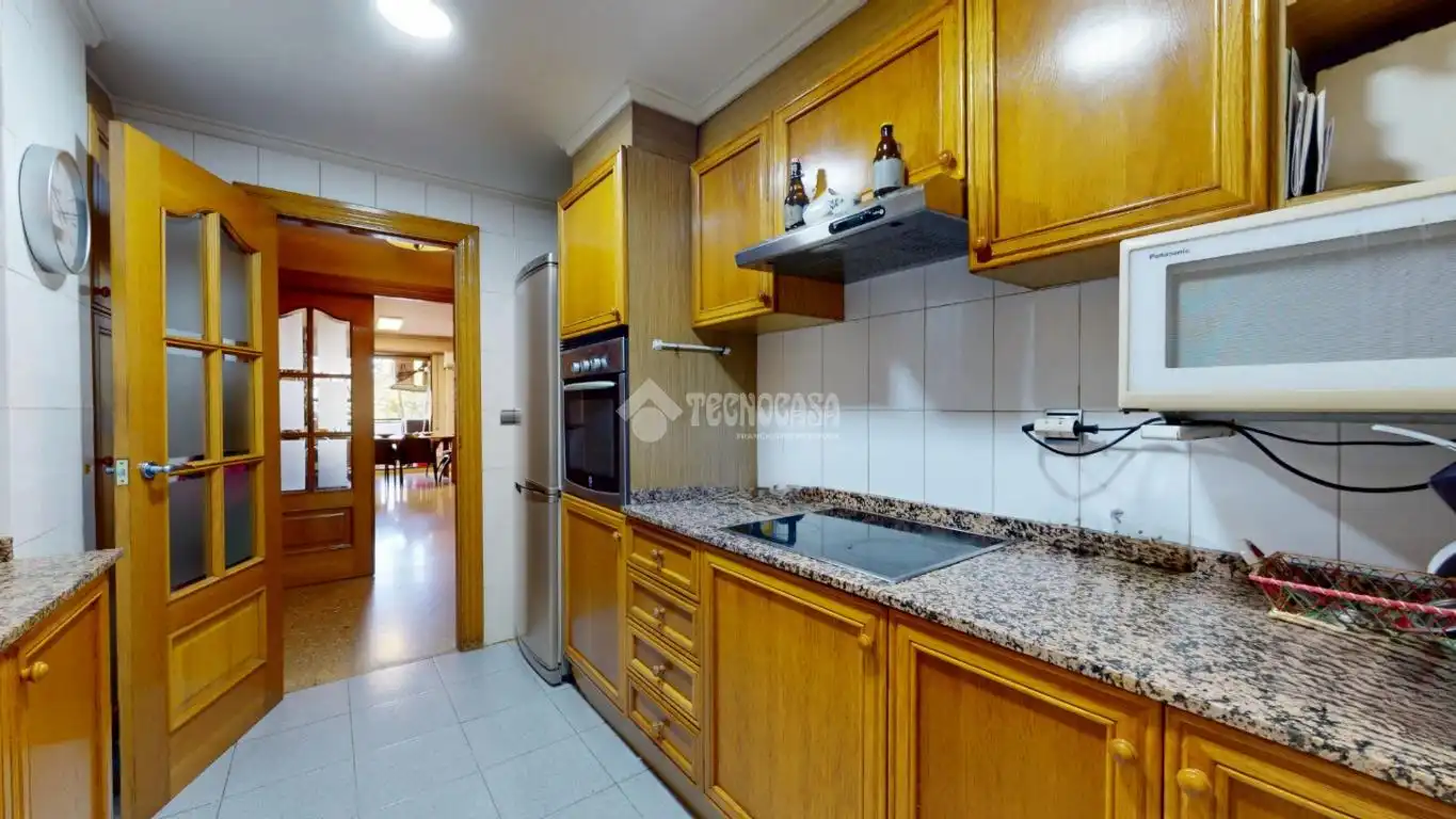 Kitchen of Flat for sale in Valencia  with Air Conditioner, Heating and Balcony