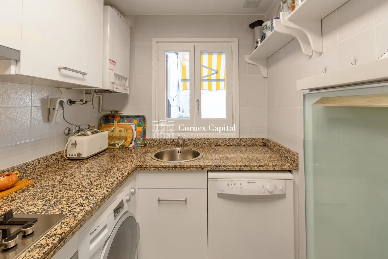 Kitchen of Flat for sale in Castell d'Aro, Platja d'Aro i s'Agaró  with Air Conditioner, Heating and Private garden