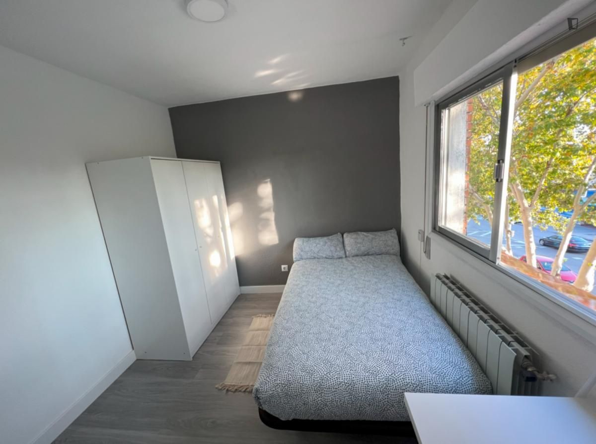 Apartament per a compartir a Ambroz