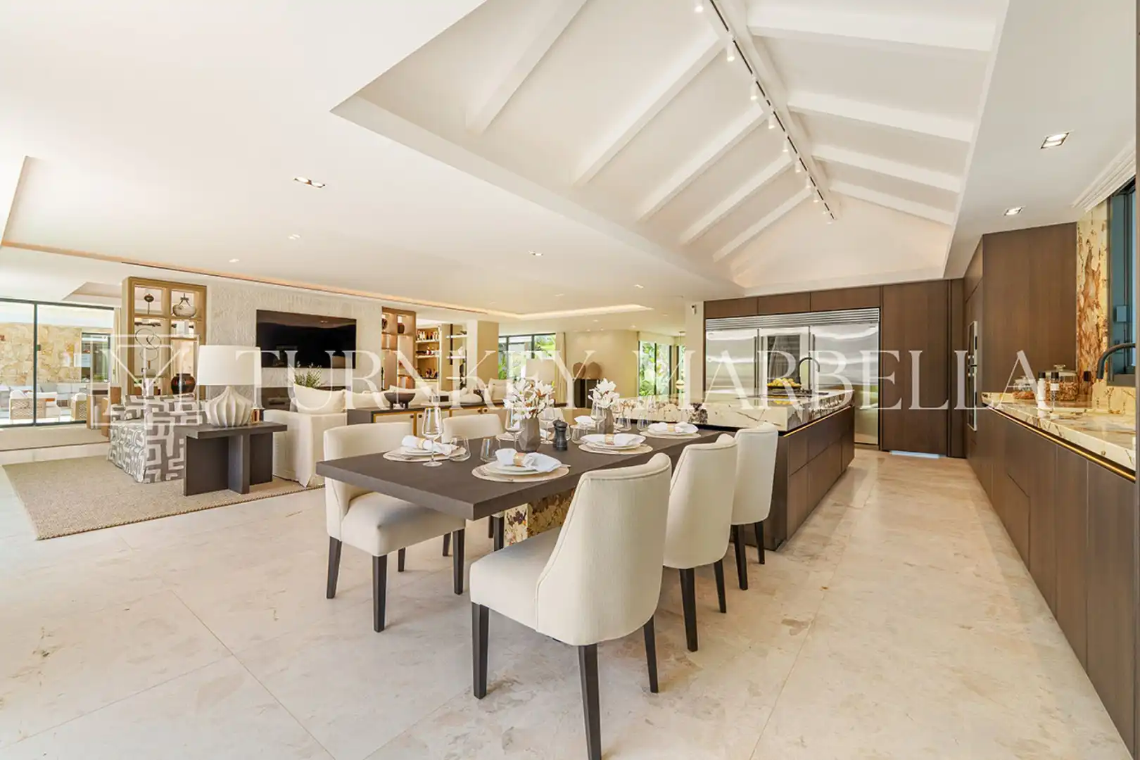 Chalet con terraza en venta en Calle Londres 20, imagen 4