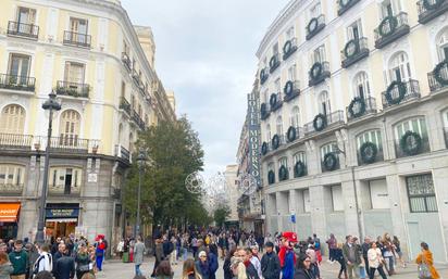 Vista exterior de Pis de lloguer en  Madrid Capital amb Aire condicionat i Calefacció