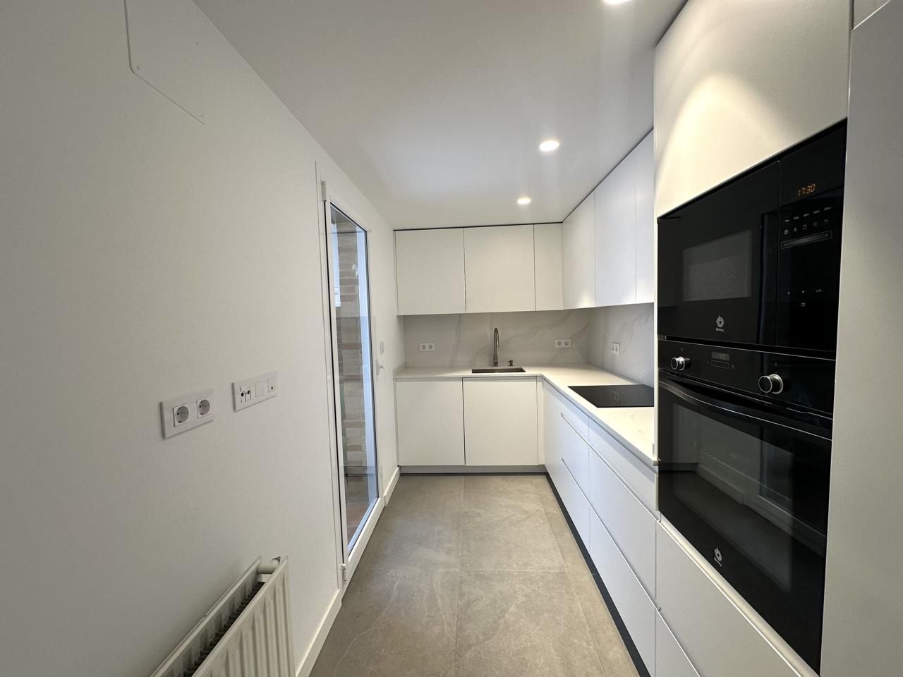 Wohnung zur Miete in De Juan Gris, Dehesa Vieja - Puente Cultural