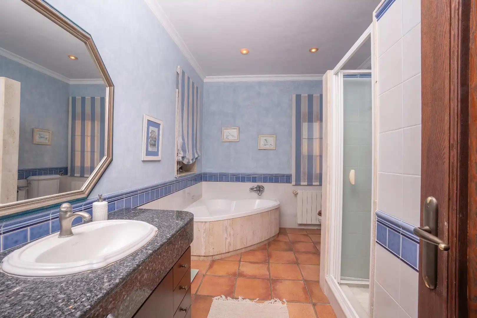 Bathroom of Houses for sale in Jávea / Xàbia  with Air Conditioner, Heating and Private garden