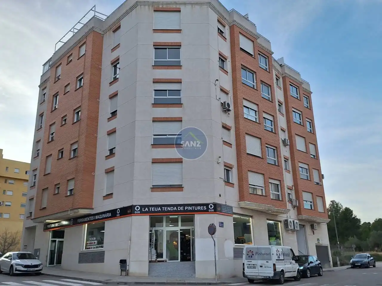 Aparcamiento con ascensor en venta en Treballadors, imagen 2
