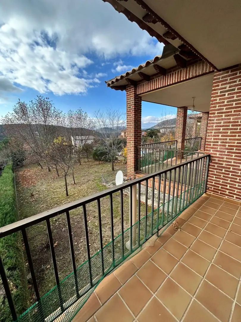 Exterior view of Detached homes for sale in Robledo de Chavela  with Heating, Private garden and Terrace