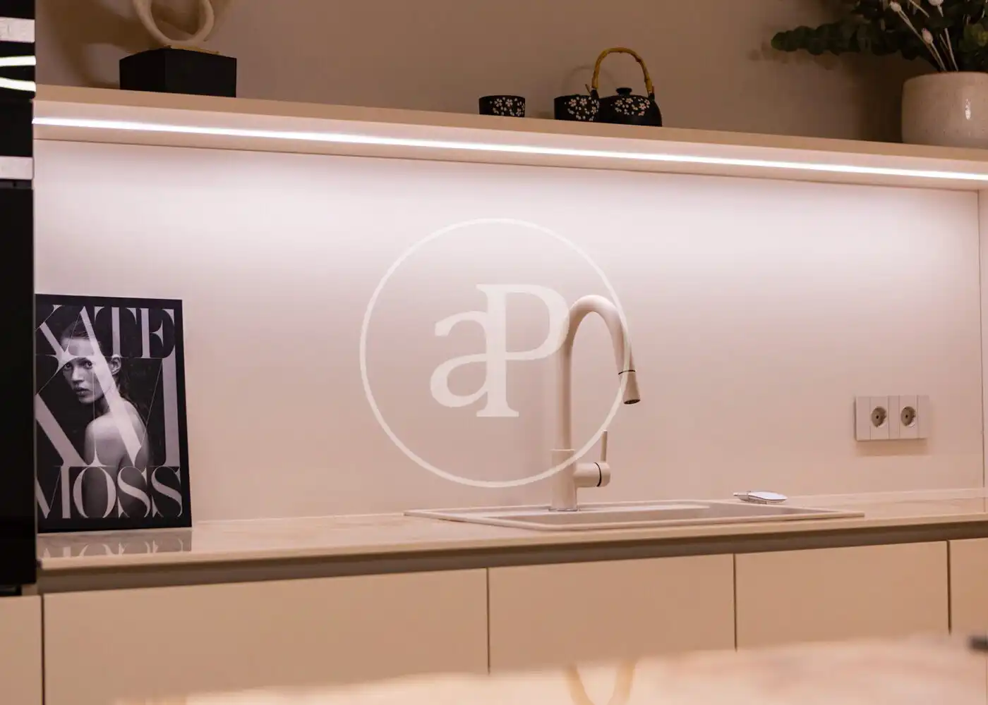 Piso con ascensor en venta en Carrer de Casp, imagen 23