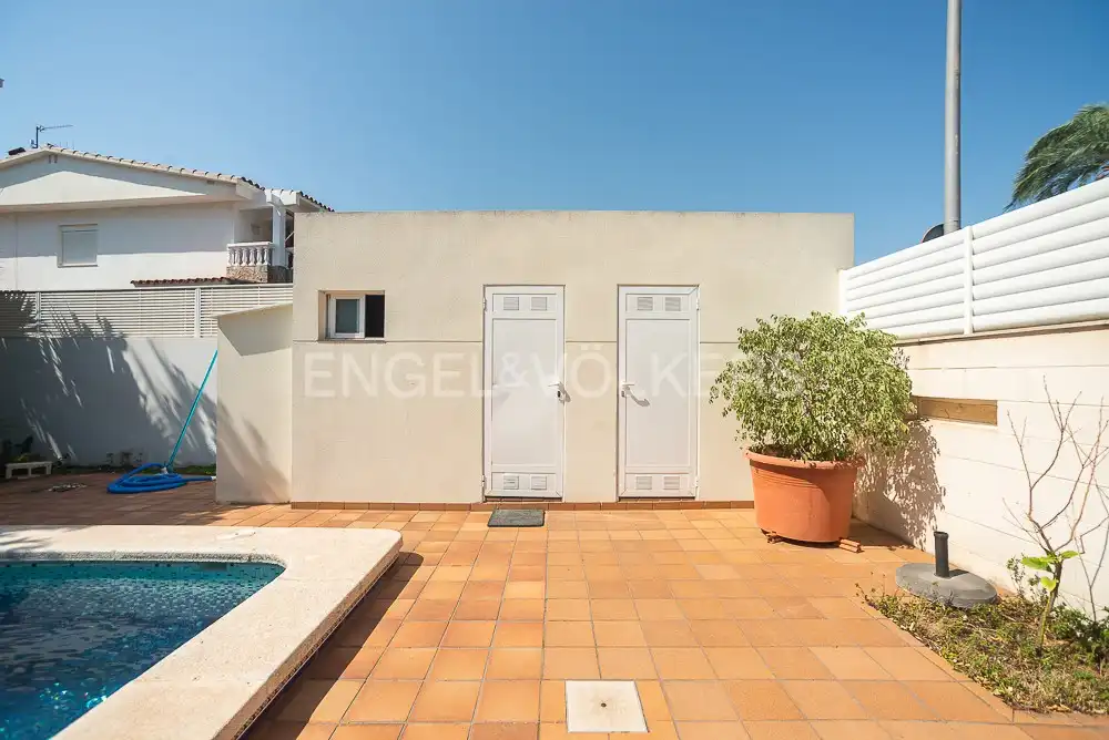 Terrassa de Casa o xalet en venda en Benicasim / Benicàssim amb Calefacció, Jardí privat i Terrassa