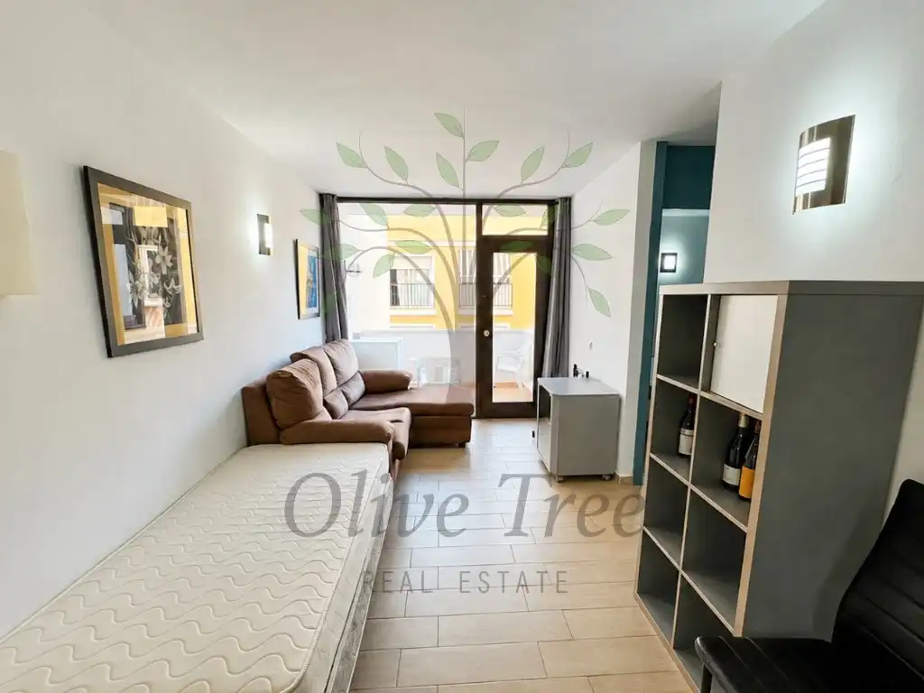 Apartment with lift for sale in Calle General Balanzat, imagen 3