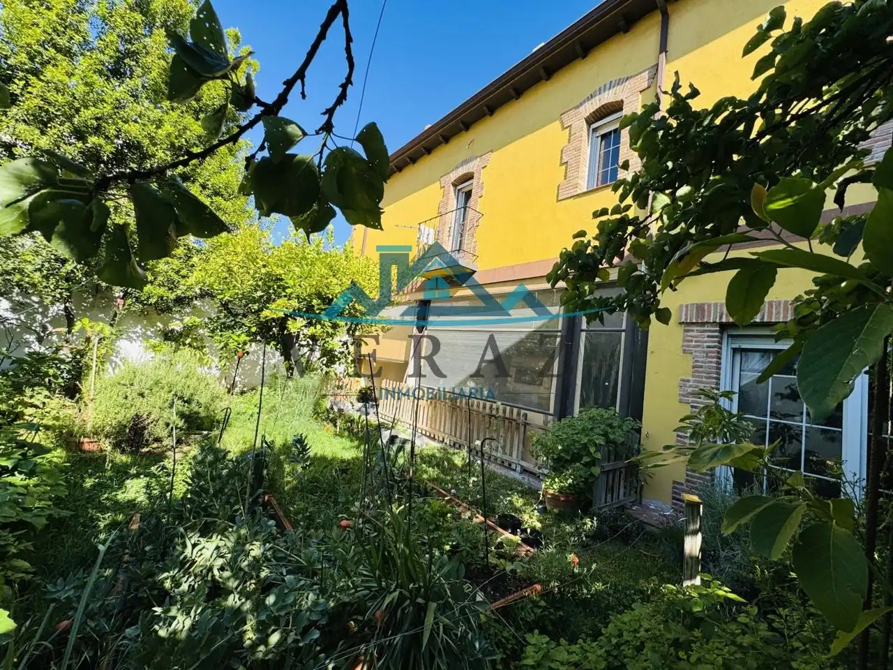 Exterior view of Houses for sale in Talavera de la Reina  with Heating, Private garden and Terrace