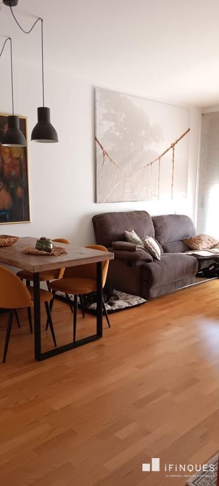 Sala d'estar de Pis en venda en Sabadell amb Aire condicionat, Parquet i Internet