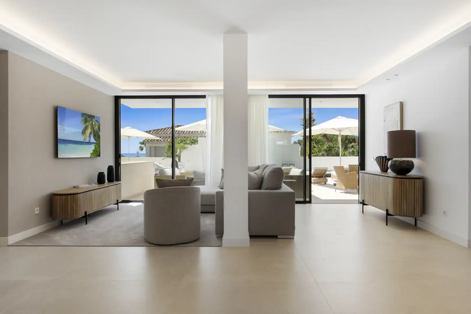 Chalet con piscina en venta en Las Chapas - El Rosario, imagen 42
