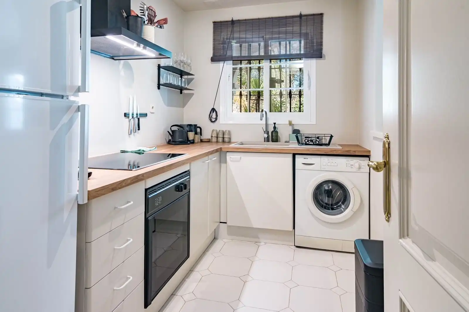 Cocina de Ático en venta en Marbella con Aire acondicionado, Amueblado y Piscina comunitaria