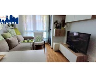 Sala d'estar de Apartament en venda en Santoña amb Calefacció i Moblat