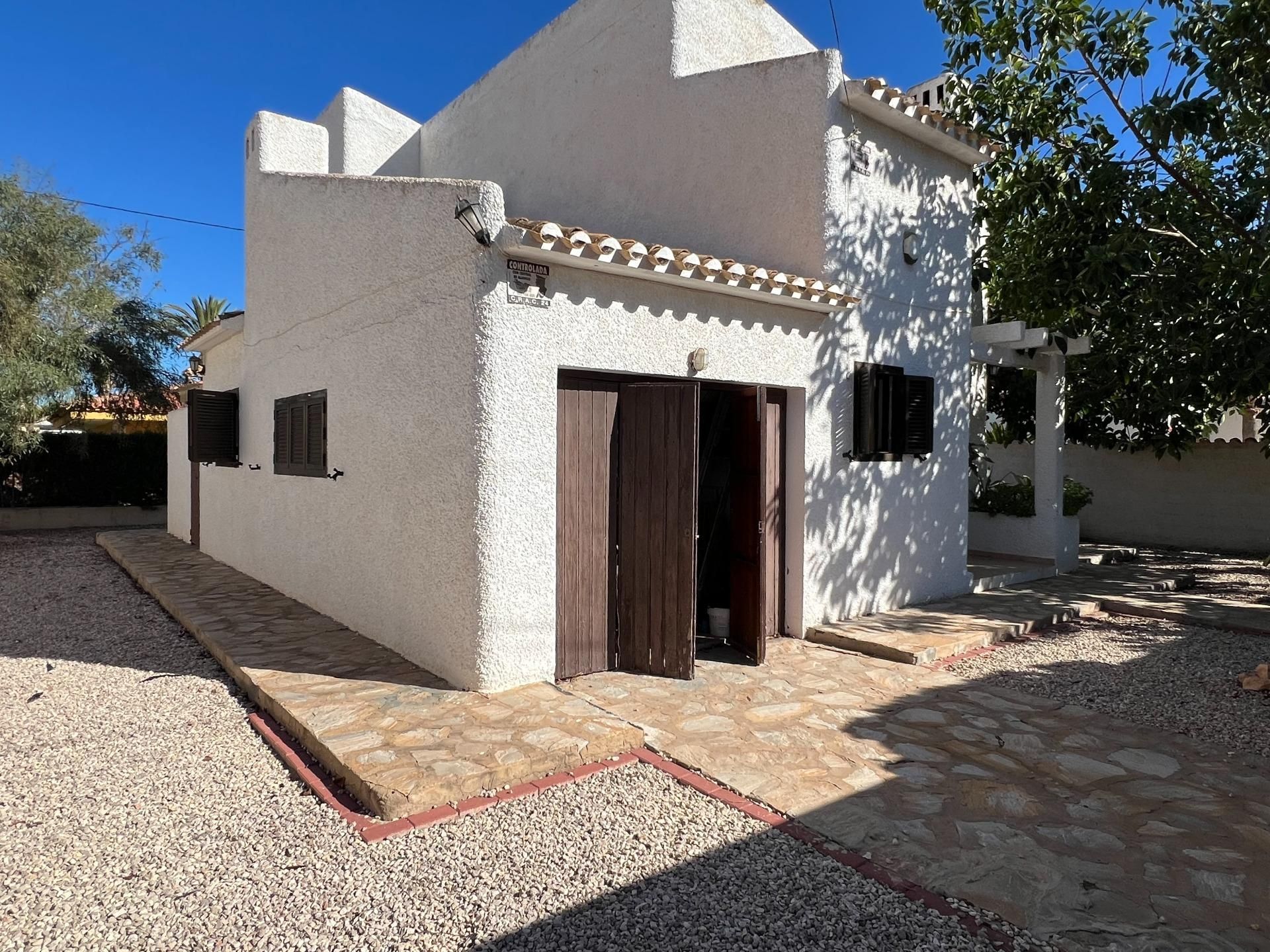 Exterior view of House or chalet for sale in Orihuela  with Private garden, Terrace and Furnished