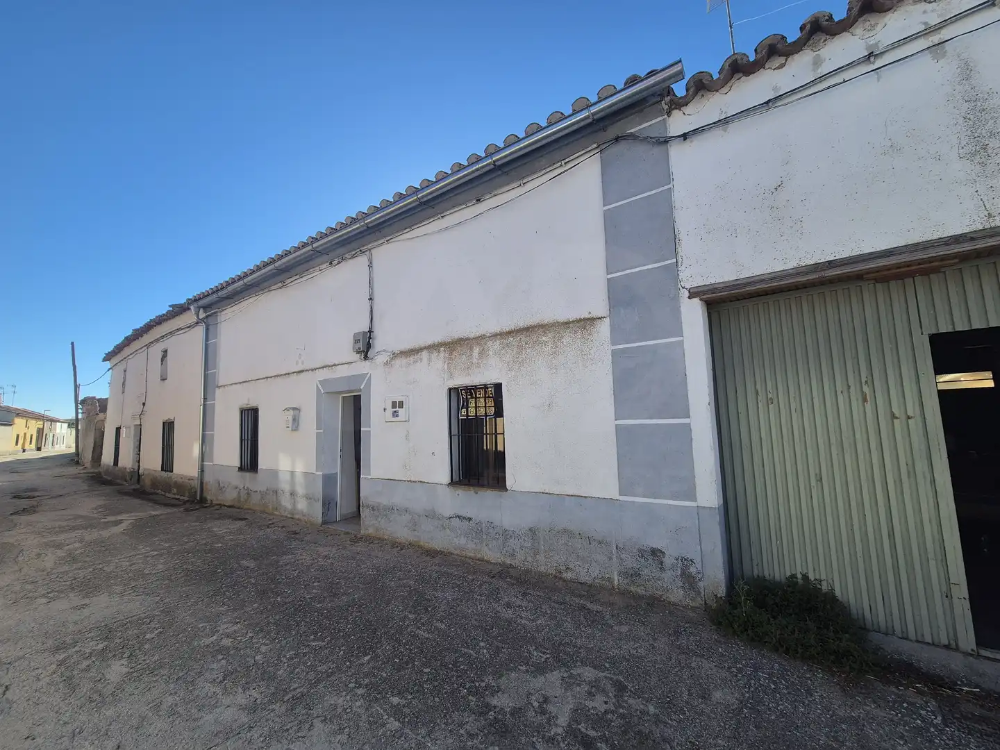 Casa rústica amb piscina en venda a Salmoral, imagen 28