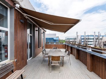 Penthouse with lift for sale in Calle de Rufino González
