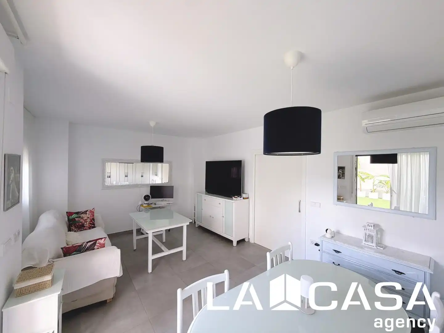 Casa a schiera in vendita a Entrenúcleos, imagen 9