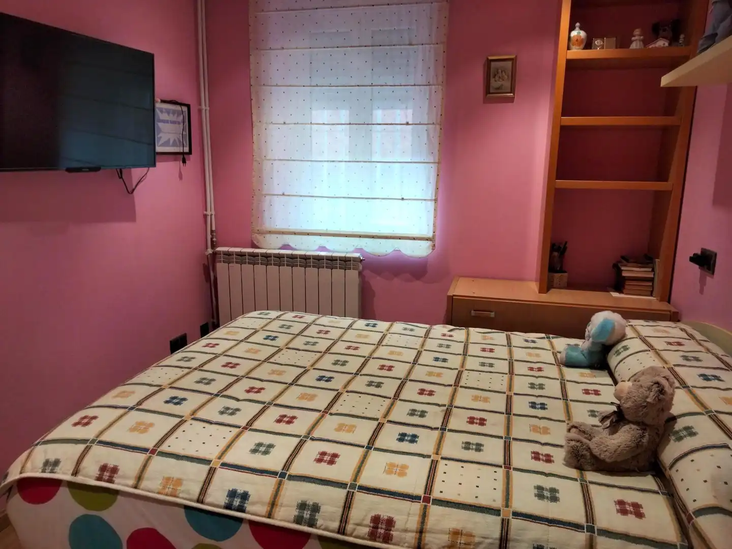 Habitación de Casa adosada en venta en León Capital  con Calefacción, Terraza y Amueblado