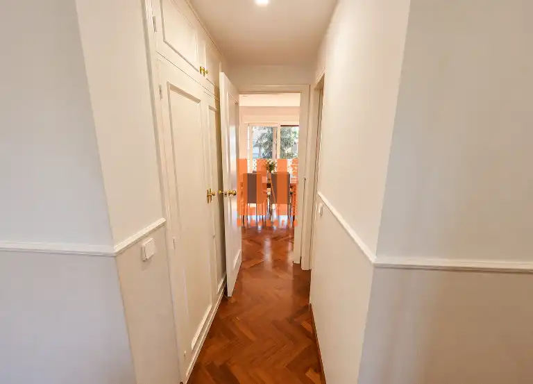 Piso en venta en Madrid con Calefacción, Terraza y Piscina comunitaria