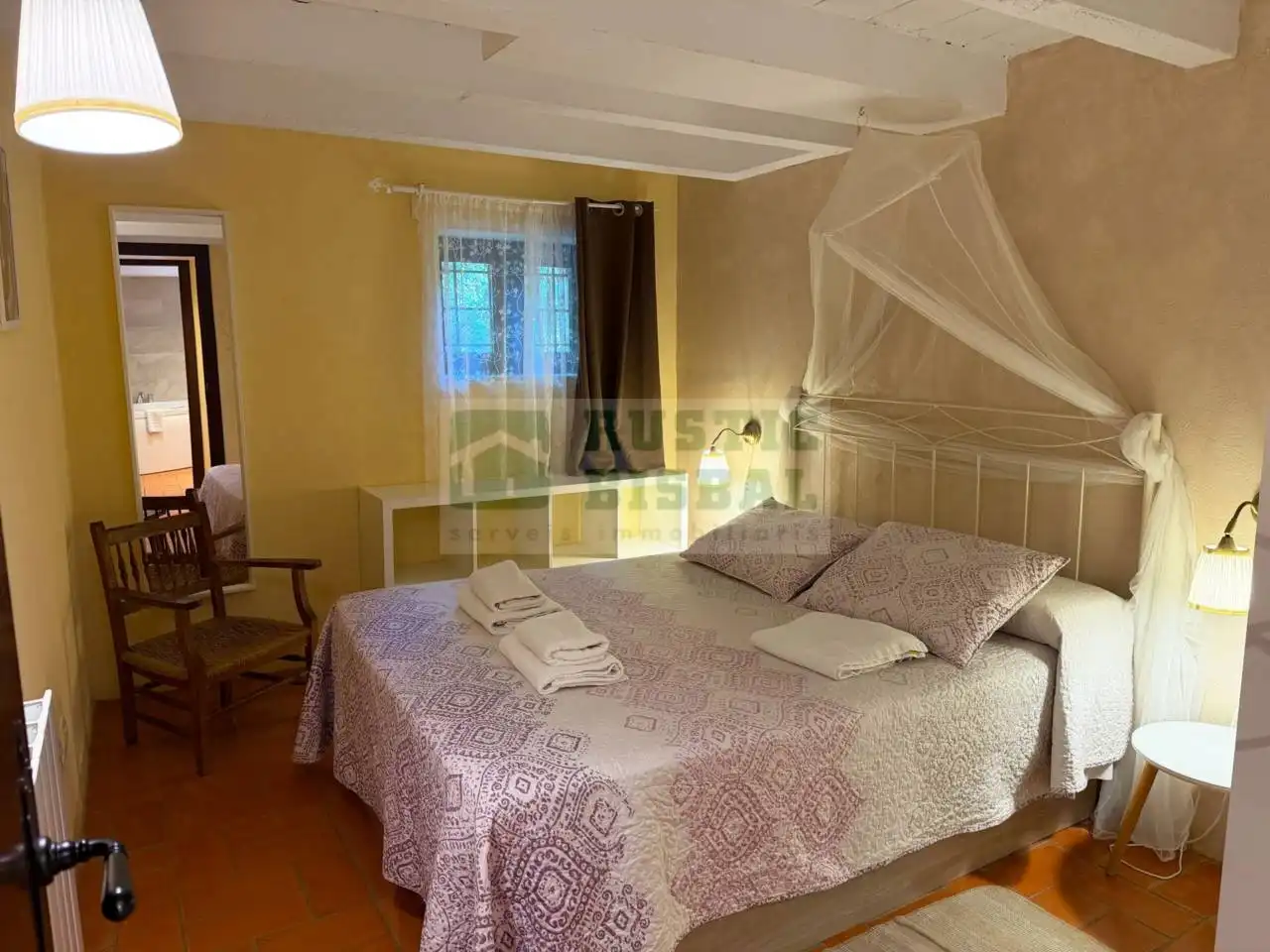 Habitación de Finca rústica de alquiler en Vilademuls con Aire acondicionado, Calefacción y Jardín privado