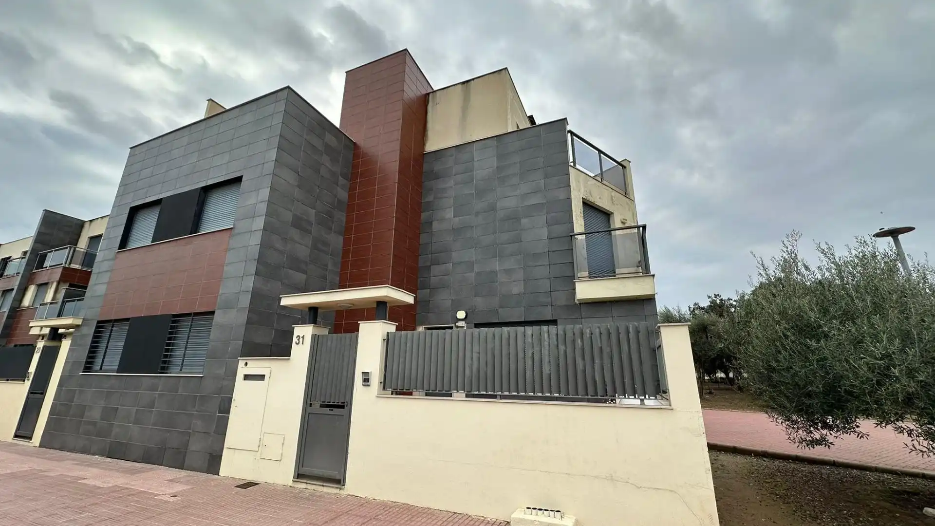 Terraced house with pool for sale in CARLOS FABRA ANDRES