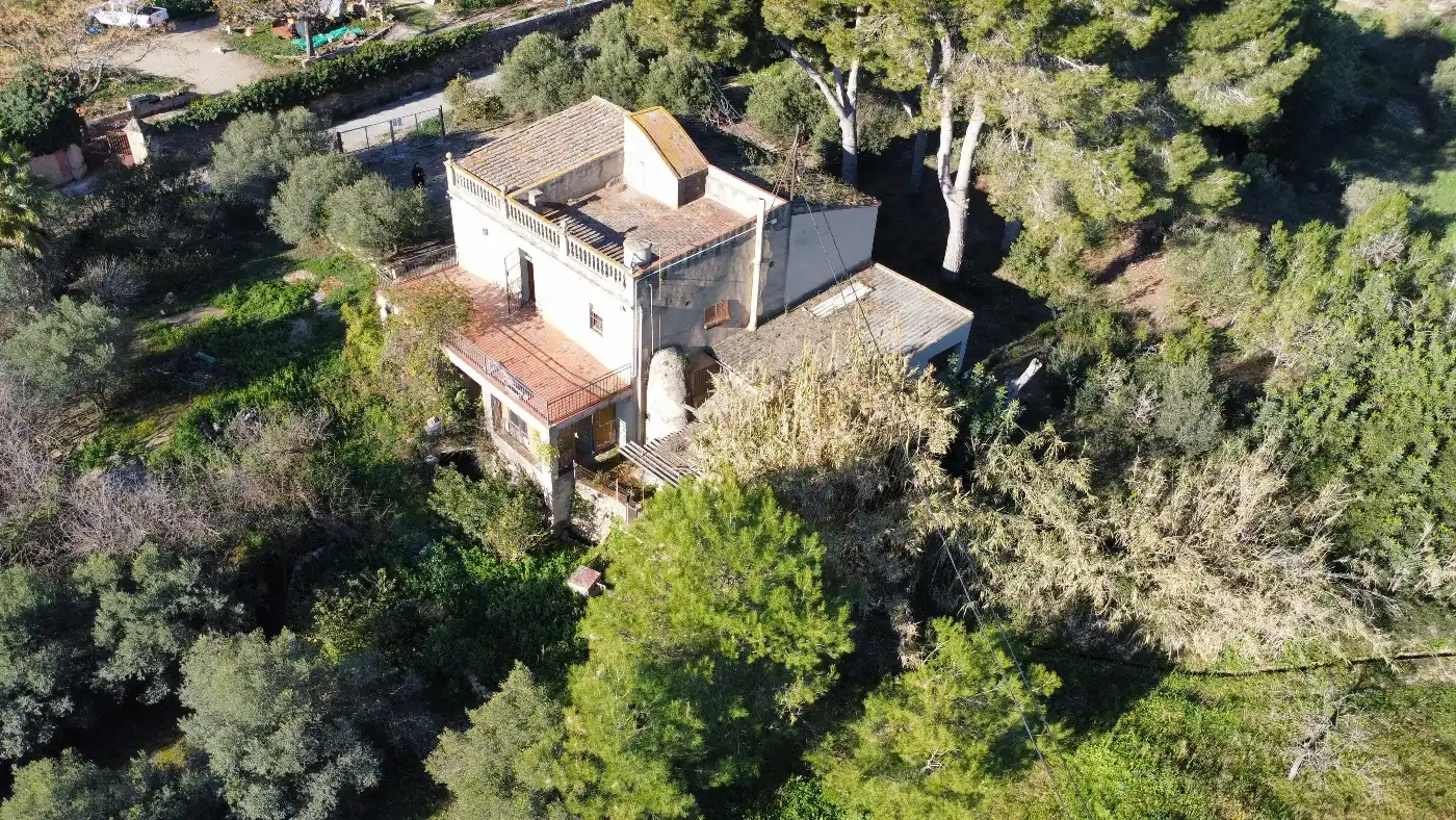 Vista exterior de Finca rústica en venda en Valls amb Calefacció, Jardí privat i Terrassa