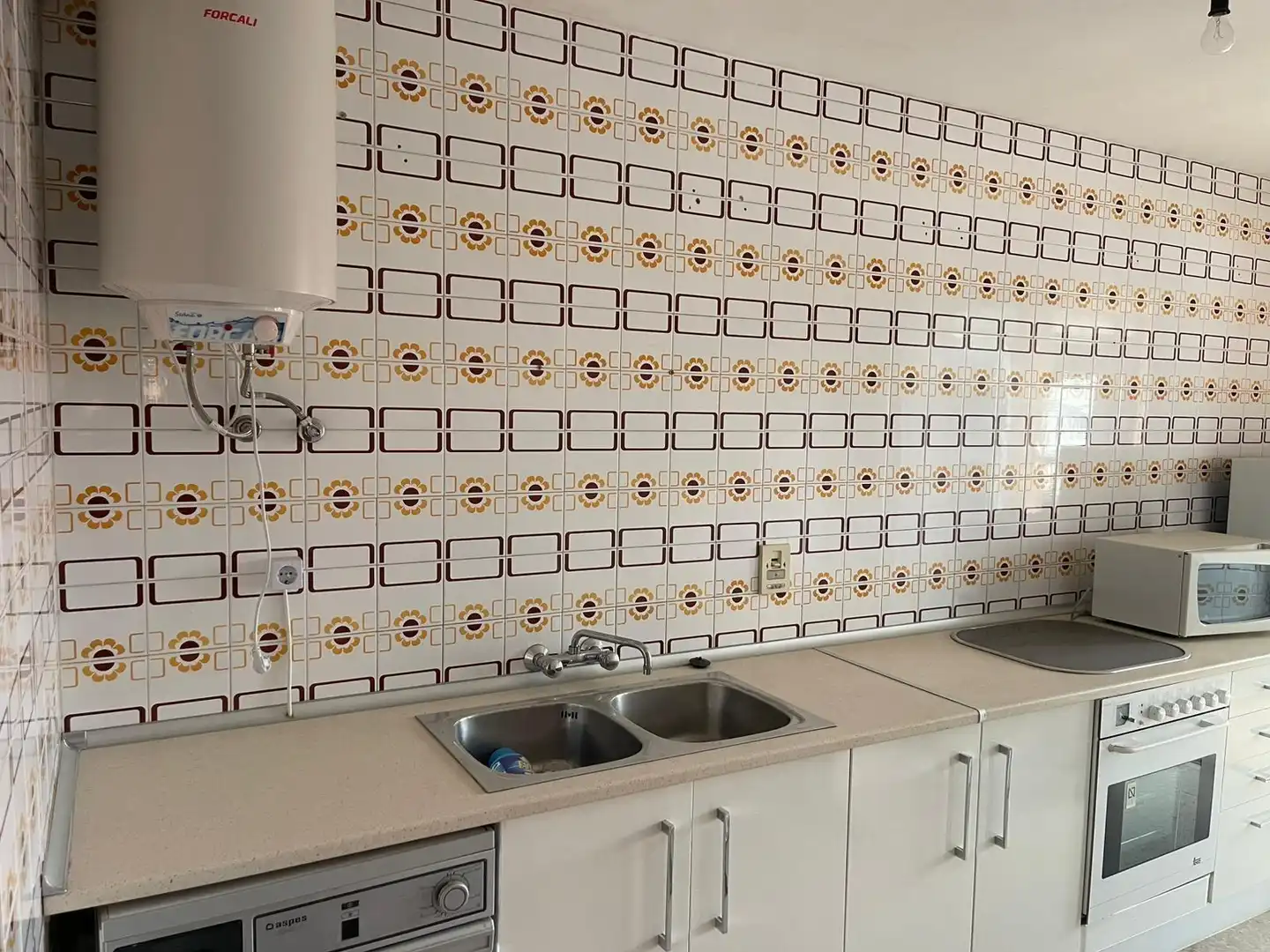 Kitchen of Flat for sale in Saldaña  with Heating, Terrace and Furnished