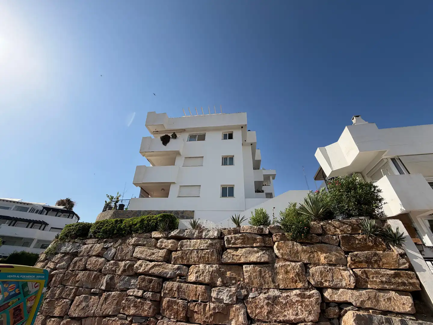 Vista exterior de Pis en venda en Mijas amb Piscina comunitària