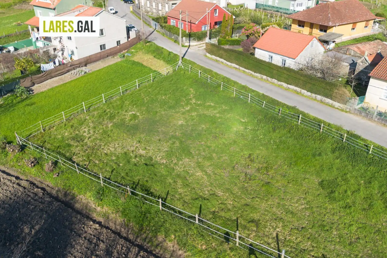 Rustikales Grundstück zum Verkauf in Rúa de Xibas, imagen 2