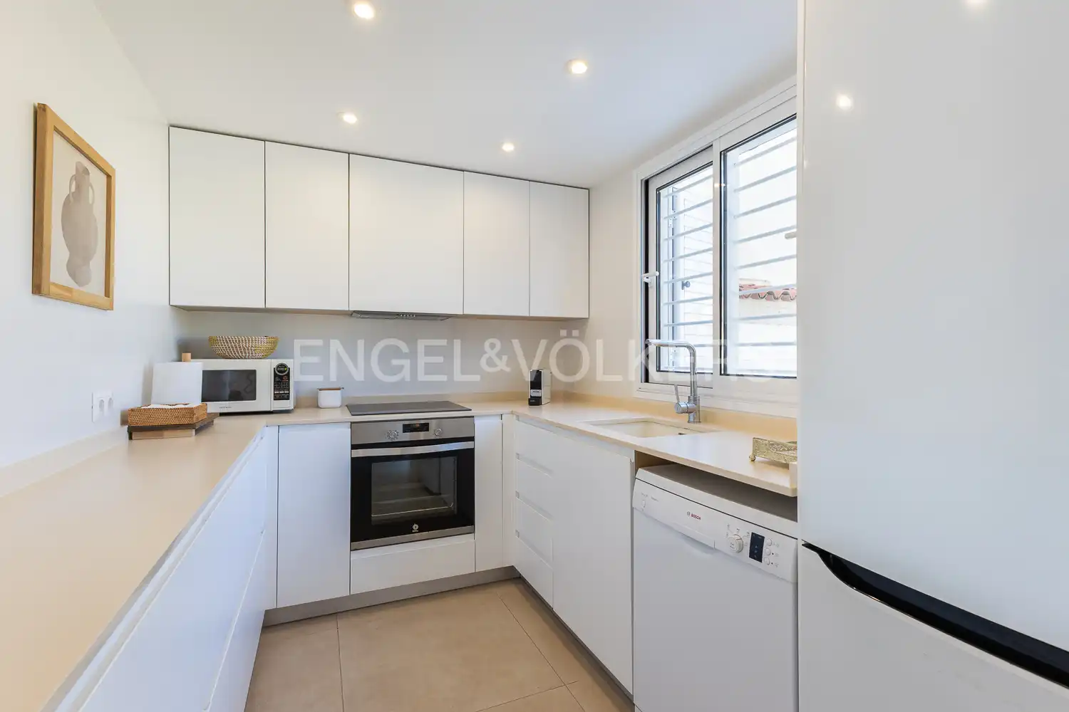 Kitchen of Houses for rent in Valencia  with Heating, Private garden and Terrace