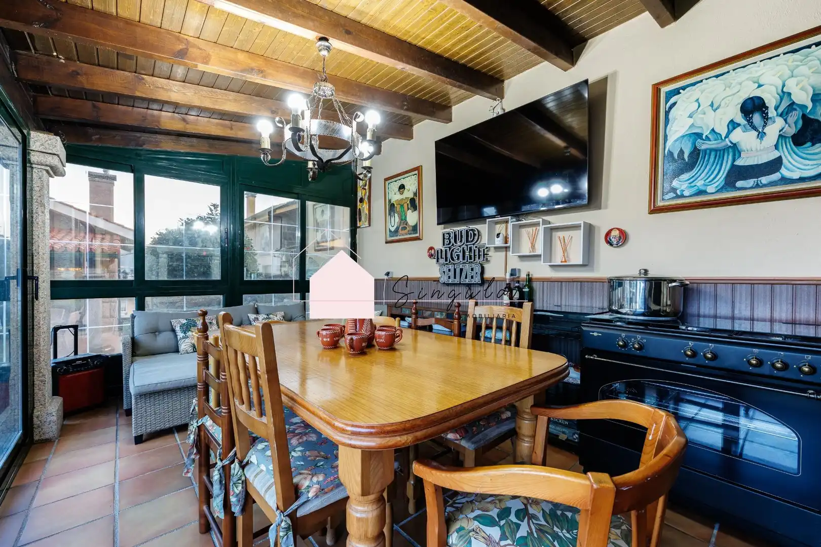 Esszimmer von Haus oder Chalet zum Verkauf in Tui mit Heizung, Abstellraum und Schwimmbad