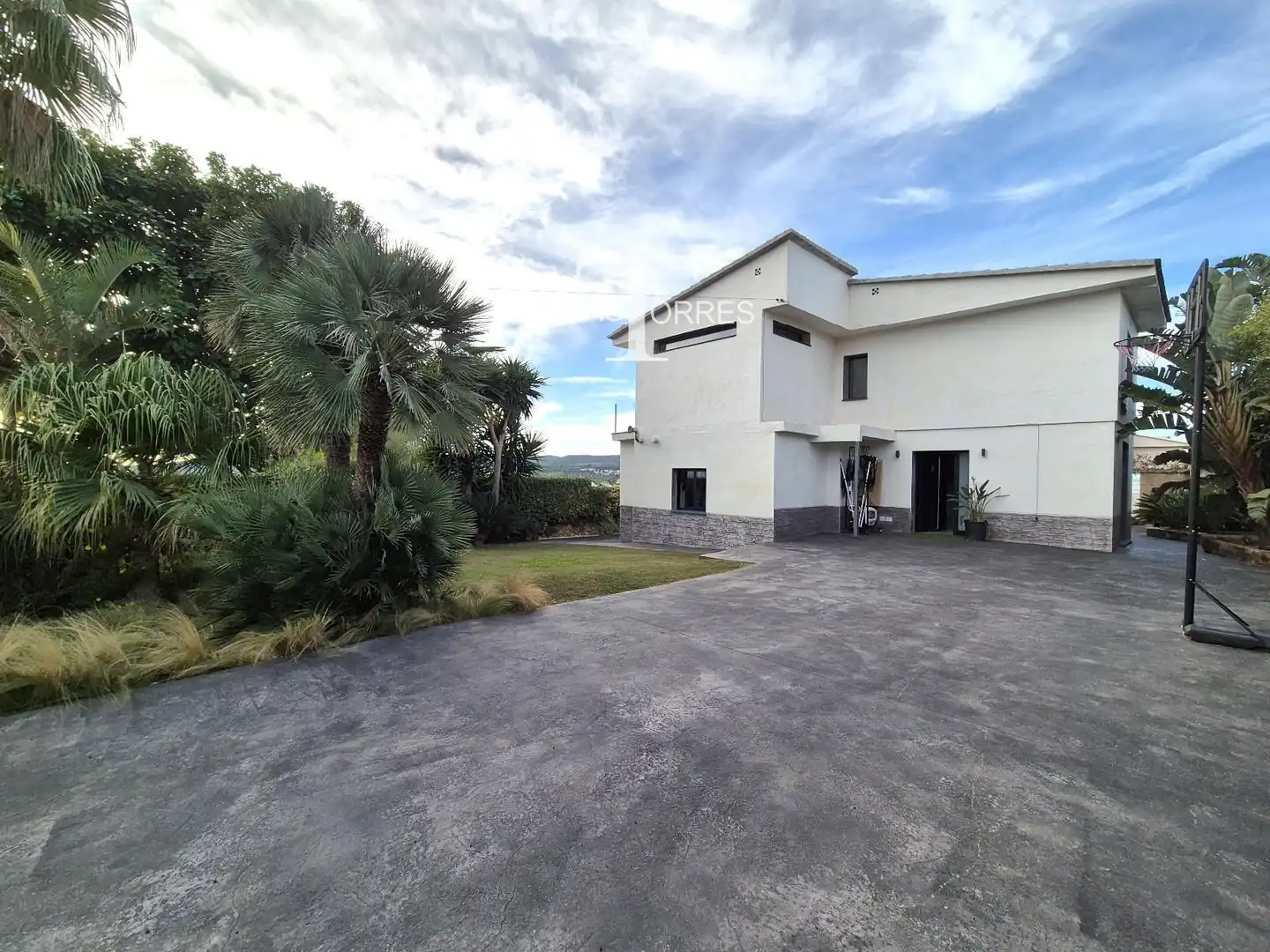 Vista exterior de Casa o chalet en venta en El Vendrell con Aire acondicionado, Jardín privado y Parquet