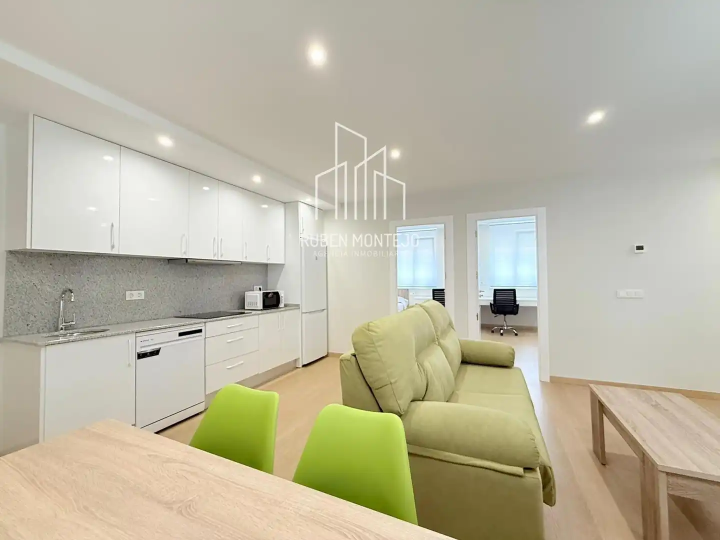 Living room of Flat for rent in Salamanca  with Heating, Storage room and Furnished